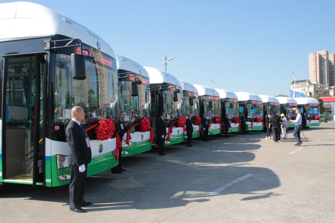 186輛!續(xù)航700公里!金旅氫燃料電池客車助力仙湖氫谷項(xiàng)目建設(shè)(圖3) 186輛!續(xù)航700公里!金旅氫燃料電池客車助力仙湖氫谷項(xiàng)目建設(shè)(圖3)