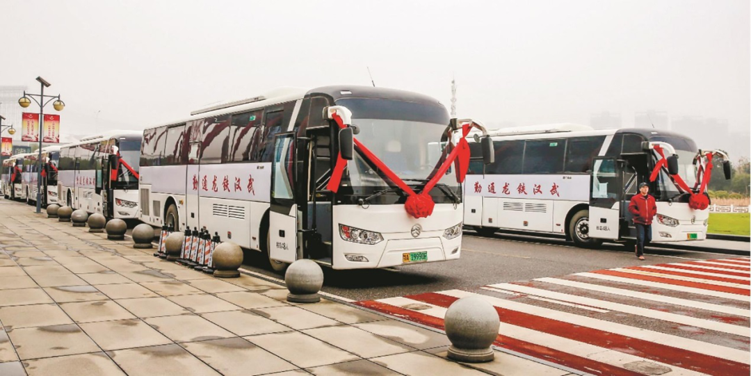 186輛!續(xù)航700公里!金旅氫燃料電池客車助力仙湖氫谷項(xiàng)目建設(shè)(圖4) 186輛!續(xù)航700公里!金旅氫燃料電池客車助力仙湖氫谷項(xiàng)目建設(shè)(圖4)