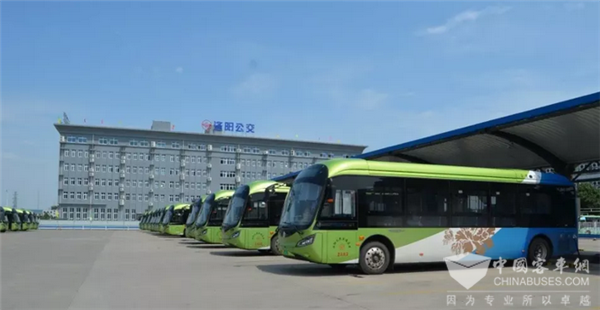 2020年底前，洛陽將建成12個公交停車場和20個首末站(圖1)