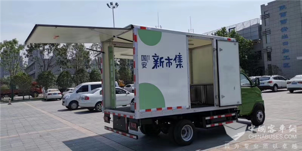 輪子上的新零售+ 看金旅如何玩轉“地攤經濟”(圖2) 輪子上的新零售+ 看金旅如何玩轉“地攤經濟”(圖2)
