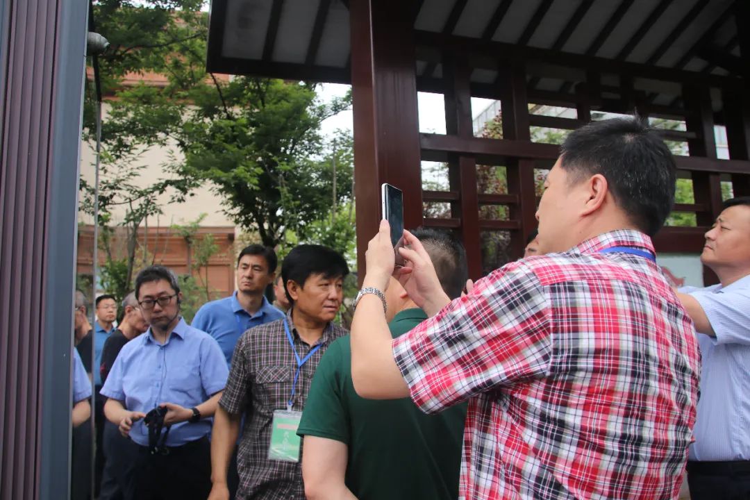 2020年“中小城市公交改革與發展企業聯合會華東區域聯合會理事會”暨“中小城市公交企業共克時艱經驗交流論壇”在通順利召開(圖10) 2020年“中小城市公交改革與發展企業聯合會華東區域聯合會理事會”暨“中小城市公交企業共克時艱經驗交流論壇”在通順利召開(圖10)