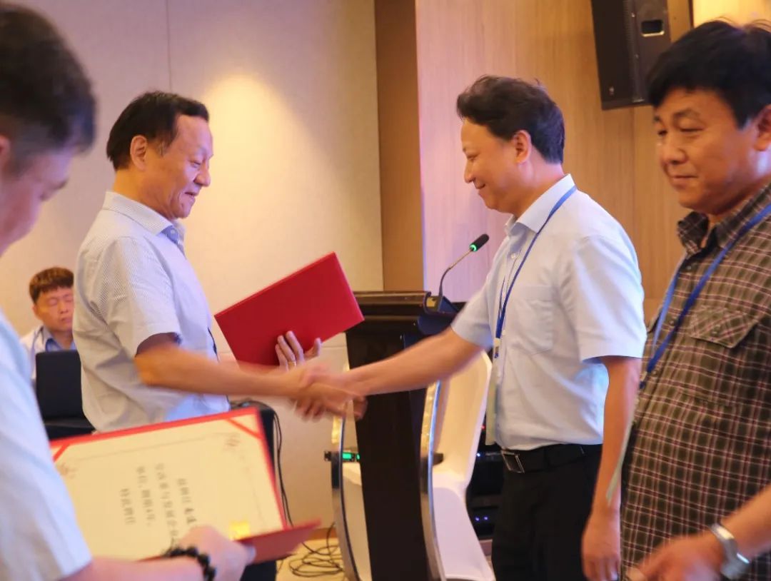 2020年“中小城市公交改革與發展企業聯合會華東區域聯合會理事會”暨“中小城市公交企業共克時艱經驗交流論壇”在通順利召開(圖21) 2020年“中小城市公交改革與發展企業聯合會華東區域聯合會理事會”暨“中小城市公交企業共克時艱經驗交流論壇”在通順利召開(圖21)