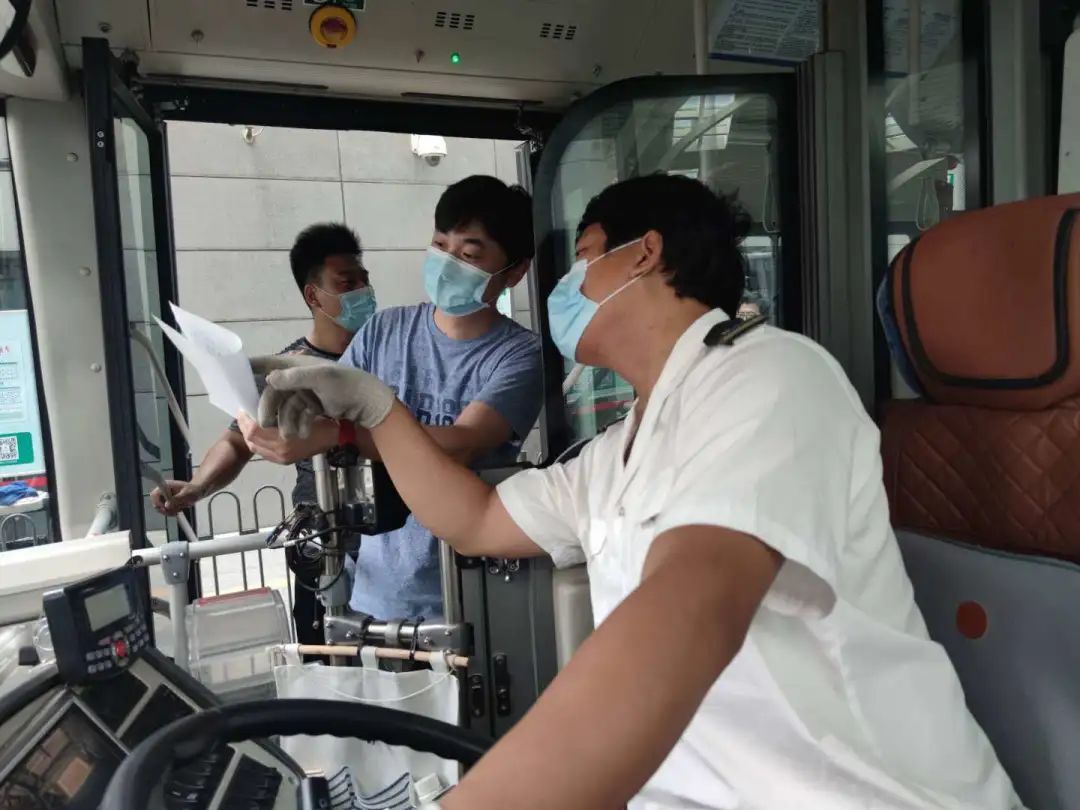 濟南公交助力建設更高水平全國文明城市(圖5)