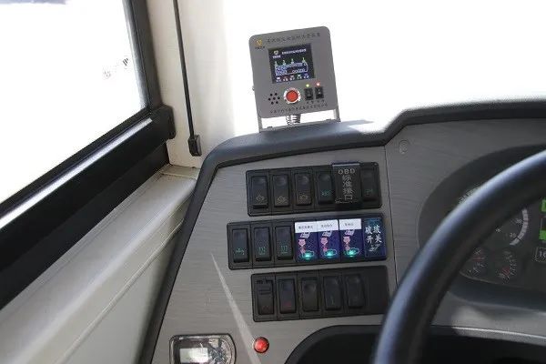 首批國六新能源客車投運 福田歐輝助力拉薩公交“新升級”(圖6)