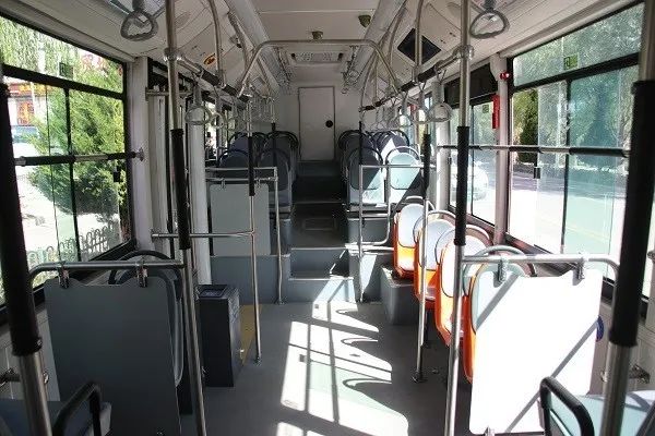 首批國六新能源客車投運 福田歐輝助力拉薩公交“新升級”(圖8)