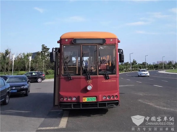 美車襯美景 銀隆新能源仿古鐺鐺車入駐煙臺(圖2) 美車襯美景 銀隆新能源仿古鐺鐺車入駐煙臺(圖2)