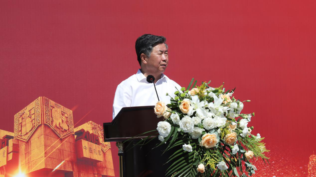 總投資15億、年產新能源汽車15000輛!開沃呼和浩特智造基地奠基(圖3) 總投資15億、年產新能源汽車15000輛!開沃呼和浩特智造基地奠基(圖3)