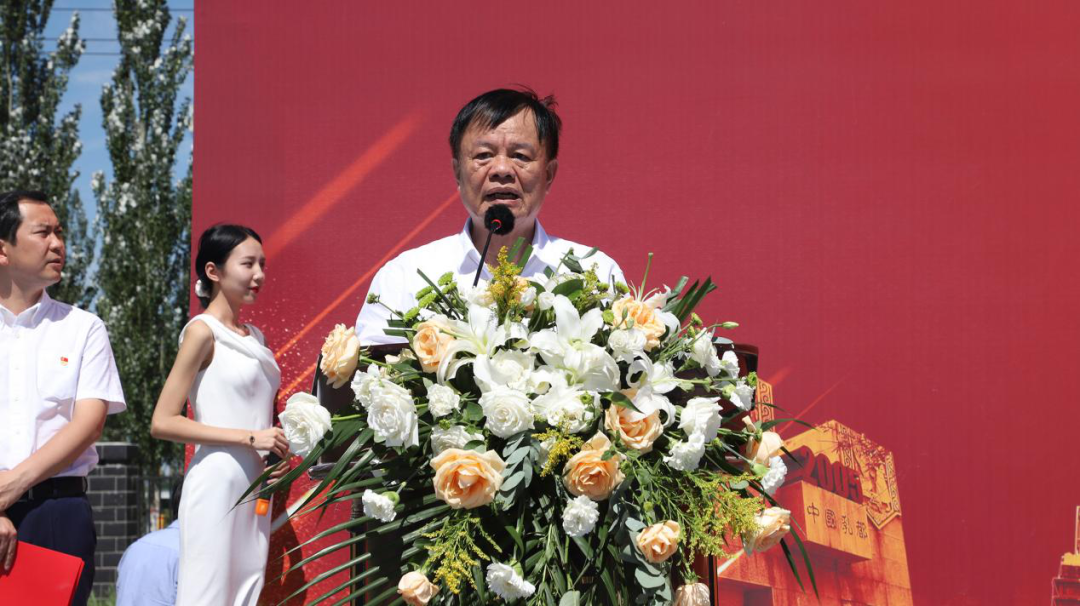 總投資15億、年產新能源汽車15000輛!開沃呼和浩特智造基地奠基(圖4) 總投資15億、年產新能源汽車15000輛!開沃呼和浩特智造基地奠基(圖4)