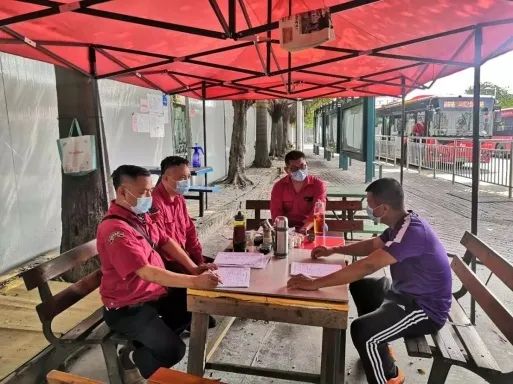 廣州公交:全力建設“紅堡壘”工程,提升為民服務效能(圖3) 廣州公交:全力建設“紅堡壘”工程,提升為民服務效能(圖3)