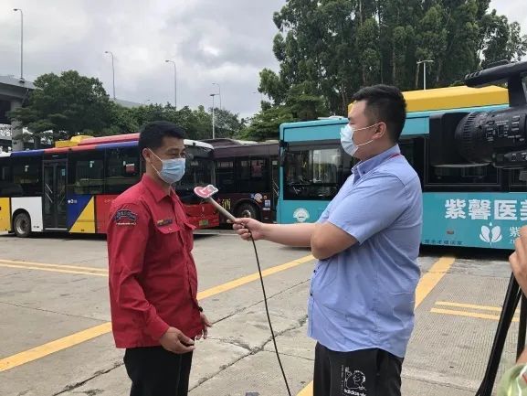 廣州公交:全力建設“紅堡壘”工程,提升為民服務效能(圖12) 廣州公交:全力建設“紅堡壘”工程,提升為民服務效能(圖12)