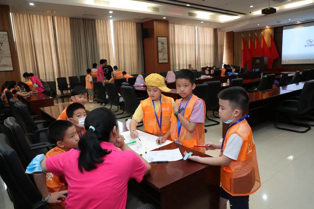 探秘大國智造 體驗無人駕駛 ——金龍客車工業研學營開營啦(圖3)