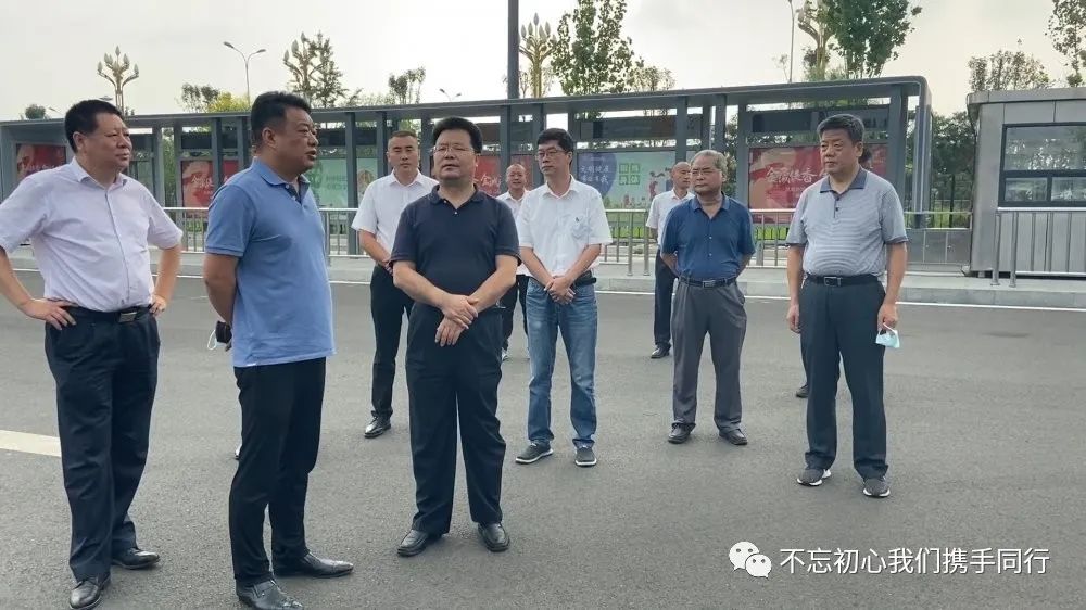 河北省財政廳領導一行到唐山公交就新能源示范試點、智能化、低碳出行等工作進行調研(圖1) 河北省財政廳領導一行到唐山公交就新能源示范試點、智能化、低碳出行等工作進行調研(圖1)