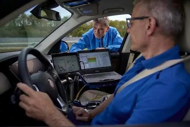 700bar罐、加氫3分鐘、2022年量產、寶馬氫燃料電池原型車正式開啟實路測試(圖2)