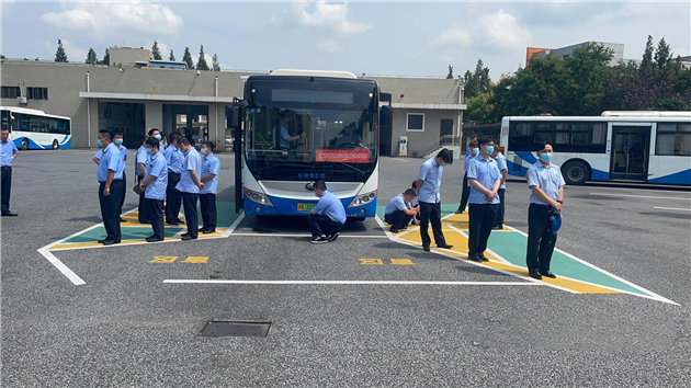 上海浦東公交推出“視線盲區場景化培訓”(圖1) 上海浦東公交推出“視線盲區場景化培訓”(圖1)