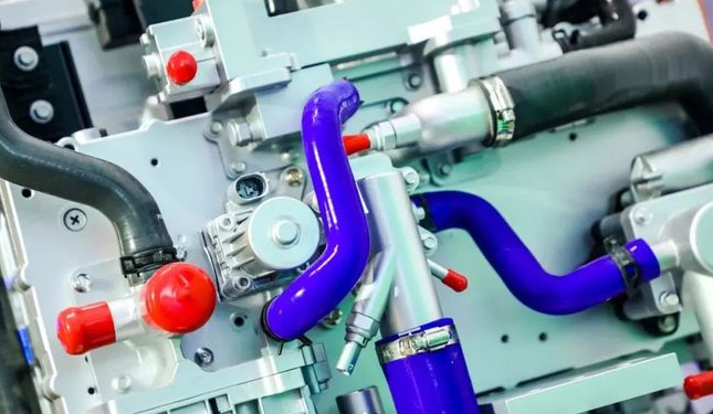 核心零部件自研自制！位于嘉定氫能港的這家企業推出全新燃料電池電堆平臺(圖2)