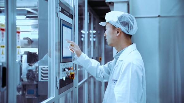 氫燃料電池車核心部件實現自主可控生產,達產后可同時滿足2萬輛車需求(圖3) 氫燃料電池車核心部件實現自主可控生產,達產后可同時滿足2萬輛車需求(圖3)