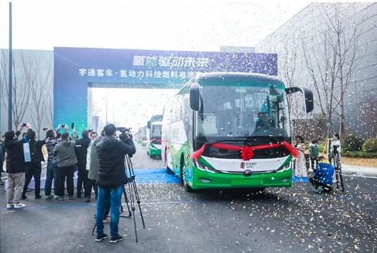 宇通簽約國家電投氫能 100輛大巴將交付(圖1) 宇通簽約國家電投氫能 100輛大巴將交付(圖1)