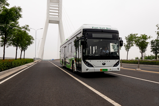 創(chuàng)新驅(qū)動(dòng)氫能發(fā)展,宇通氫燃料客車助力汽車工業(yè)變革(圖1) 創(chuàng)新驅(qū)動(dòng)氫能發(fā)展,宇通氫燃料客車助力汽車工業(yè)變革(圖1)